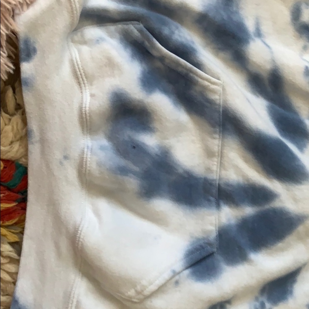 Sweatshirt - Picture 3 of 3